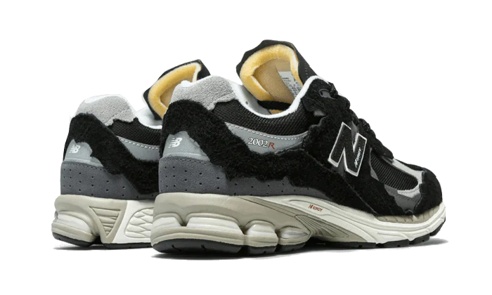 New Balance 2002R Protection Pack Black - Prism Hype New balance 2002R New Balance 2002R Protection Pack Black New balance 2002R