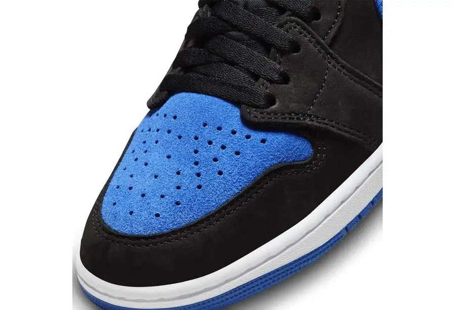 Air Jordan 1 High 'Reimagined Royal' (2023) - Prism Hype Prism Hype Air Jordan 1 High 'Reimagined Royal' (2023)