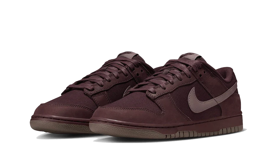 Nike Dunk Low Premium Burgundy Crush - Prism Hype Nike dunk Low Nike Dunk Low Premium Burgundy Crush Nike Dunk Low 36.5