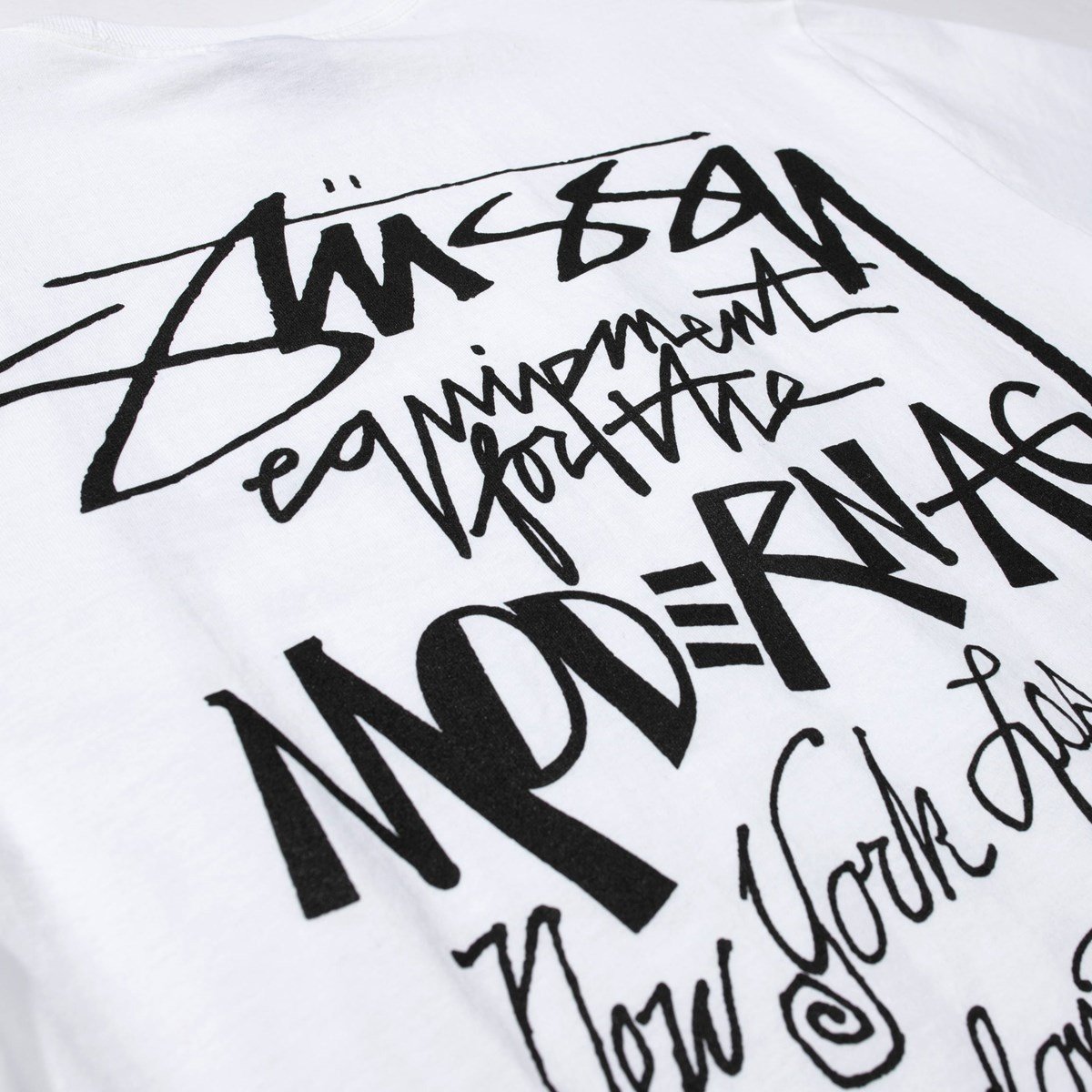 STUSSY Modern Age Tee "white" - Prism Hype Stussy T-shirt STUSSY Modern Age Tee "white" Clothes