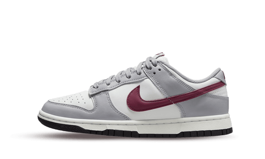Nike Dunk Low Pale Ivory Redwood (W) - Prism Hype Nike Dunk Low (W) Nike Dunk Low Pale Ivory Redwood (W) Nike Dunk Low 35.5
