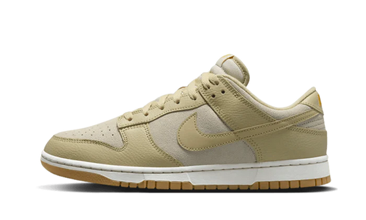 Nike Dunk Low Khaki Suede Gum - Prism Hype Nike Dunk low Nike Dunk Low Khaki Suede Gum Nike Dunk Low 36